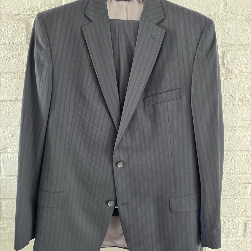 100% Wool Jack Victor 48L Striped Suit